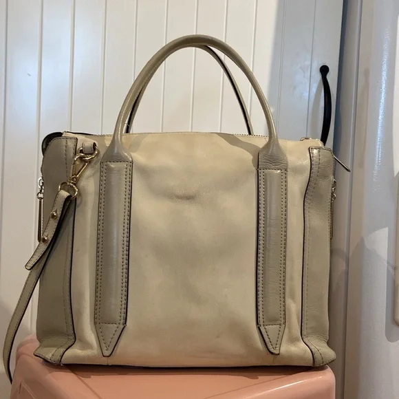 POUR LA VICTOIRE two tone 100% leather satchel with crossbody strap - Picture 2 of 16